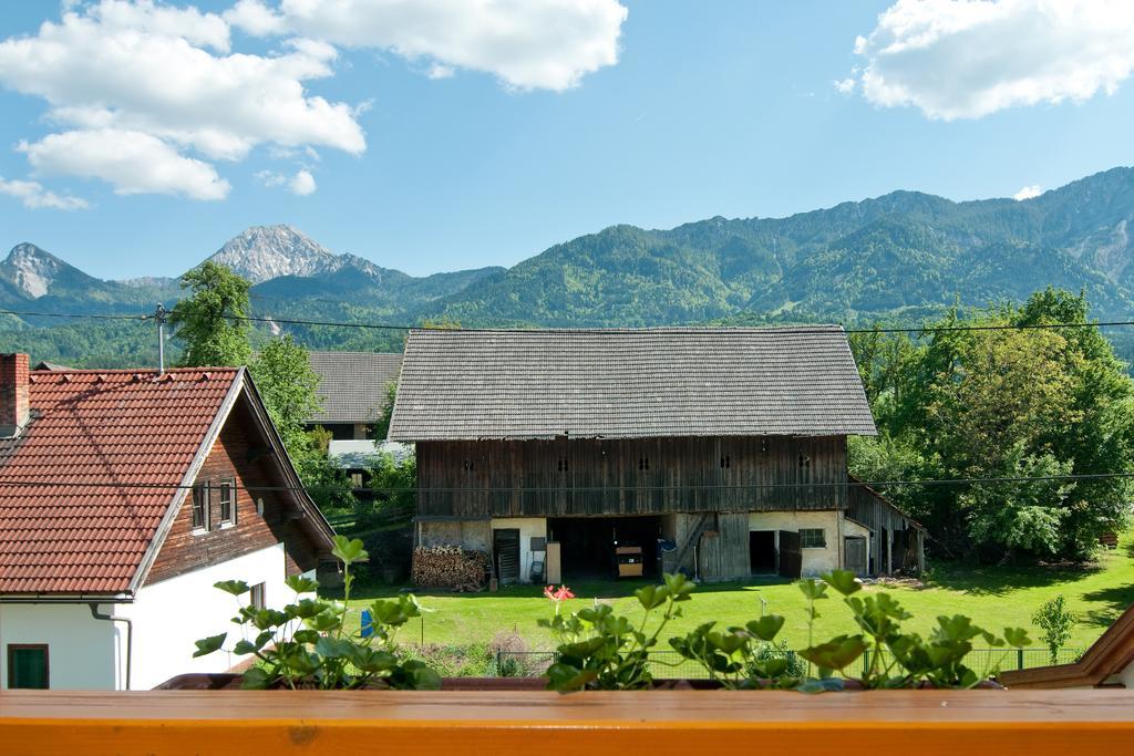 Gaestehaus Lutschounig Faak am See Exteriör bild