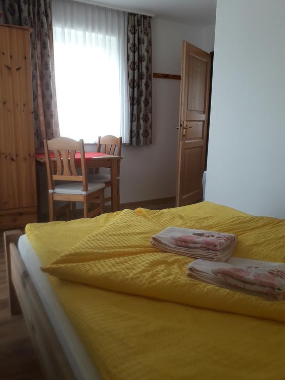 Gaestehaus Lutschounig Faak am See Exteriör bild